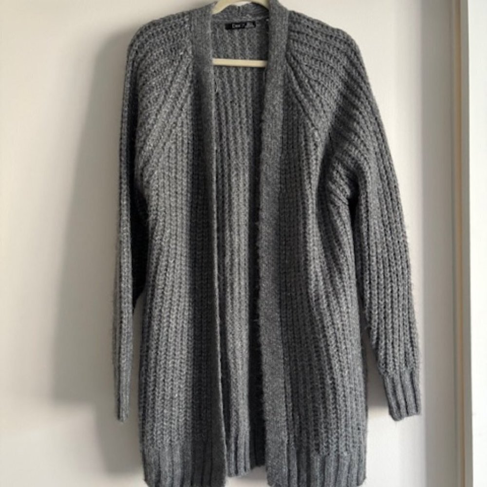 DEX chunky long gray cable knit sweater Large